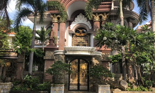 Chính chủ cần chuyển nhượng Biệt Thự Lâu Đài siêu VIP tại Mặt tiền Nguyễn Văn Hưởng P. Thảo Điền , Quận 2