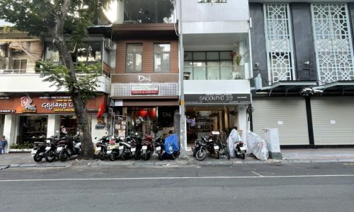 Bán nhà quận 1, Địa chỉ: 37-39 Đông Du, phường Bến Nghé ,Quận 1 ,TP.HCM