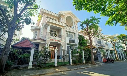 Bán nhà quận 7, số 9 Nội khu 2 – Nam Viên – P.Tân Phú – Q.7 .