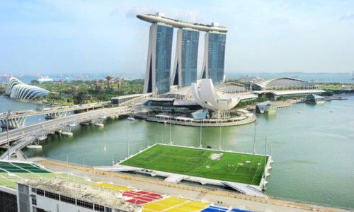 Sân vận động nổi trên mặt nước lớn nhất thế giới, có thể chịu trọng lượng lên đến 1.070 tấn với sức chứa 30.000 người