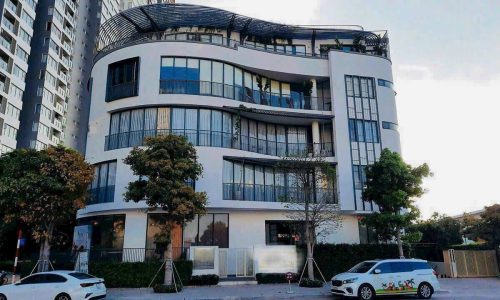 🔴 Chuyển nhượng Tòa nhà góc 2 mặt tiền 48 đường Lê Thị Chợ , Quận 7, hầm 5 tầng , giá 82 tỷ.