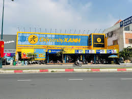 Bán nhà kèm 2 biệt thự tại Mặt tiền 200 Lê Văn Việt ngay ngã tư Thủ Đức ,16×45 NH 30 khuôn viên 1300m2 giá 215 tỷ