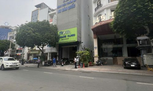 🟢 Toà nhà Mặt tiền 2 mặt thoáng 143 Lê Thị Riêng, Quận 1, Giá thuê: 180 triệu/ tháng